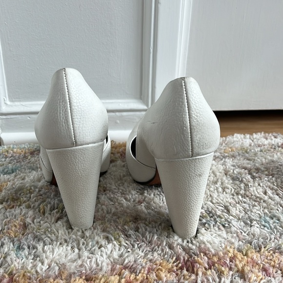 Rachel Comey, white leather heels, 8.5 - Picture 3 of 4